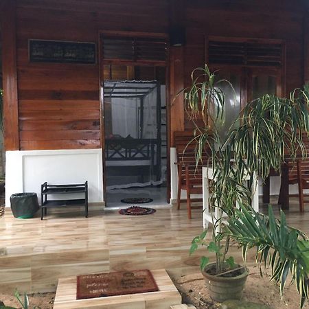 Gems Garden Guest House Tangalle Extérieur photo
