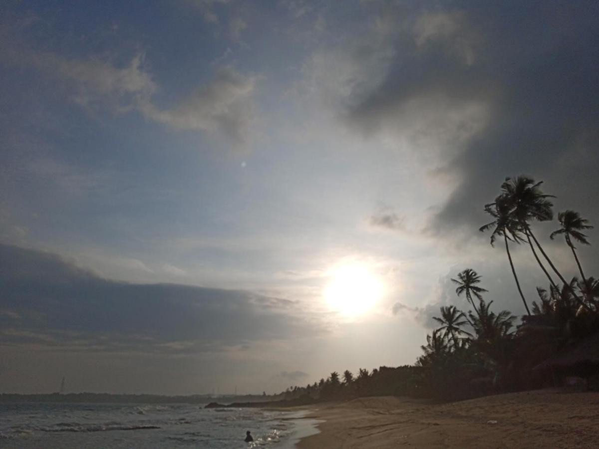 Gems Garden Guest House Tangalle Extérieur photo